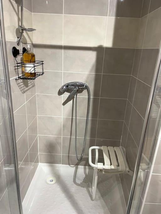 Apartament Jolie Vue Au Calme Évian-les-Bains Zewnętrze zdjęcie