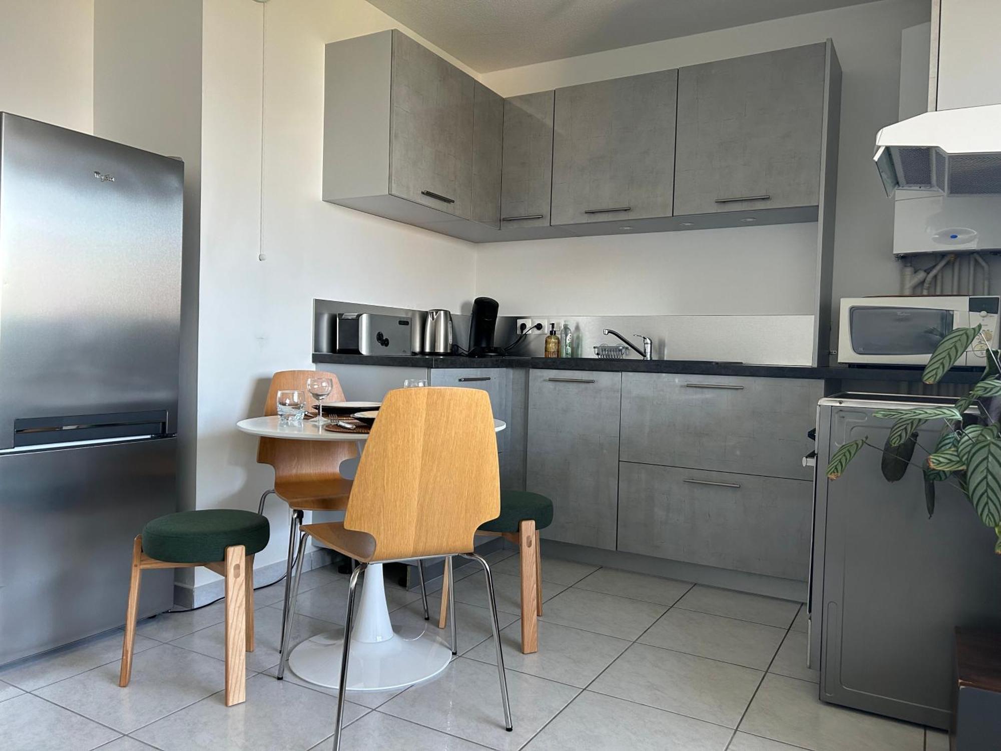 Apartament Jolie Vue Au Calme Évian-les-Bains Zewnętrze zdjęcie
