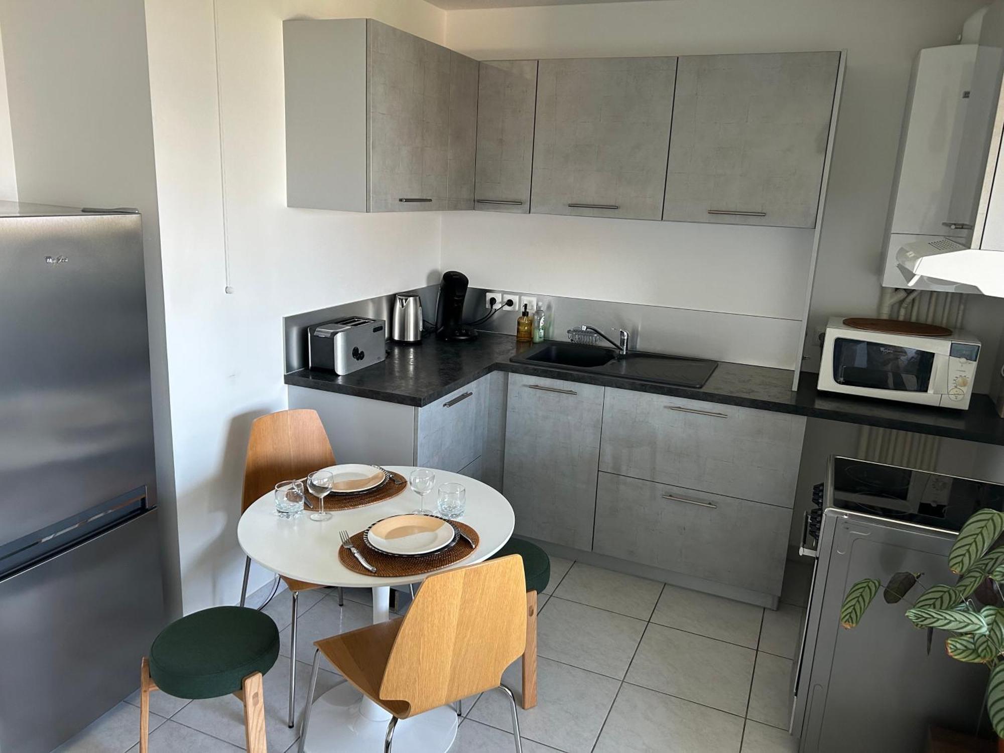 Apartament Jolie Vue Au Calme Évian-les-Bains Zewnętrze zdjęcie